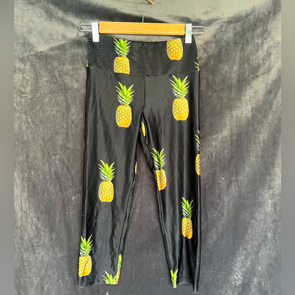 Goldsheep Pineapple Crop Leggings 🌵small